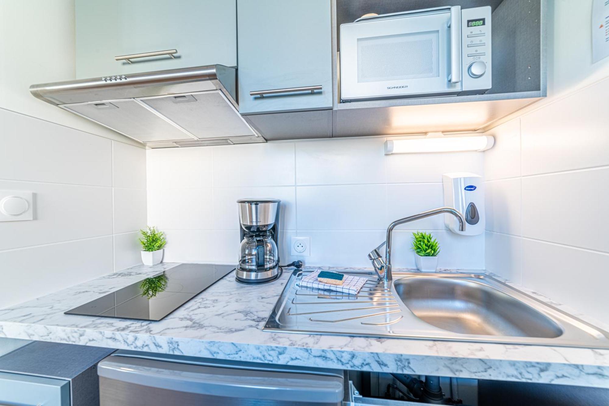 Montempo + Apparthotel Toulouse Cite Internationale エクステリア 写真